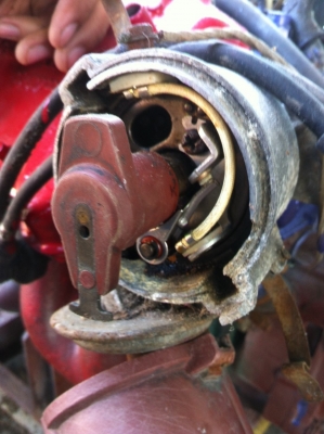 ขายเครื่องพร้อมแท่นชุดเกียร์ หางตี