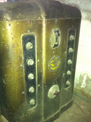 ตู้เชื่อมโบราณ