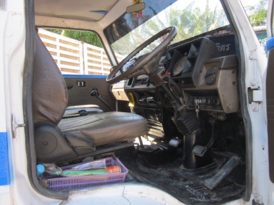 10 ล้อ ดัมพ์ JCM