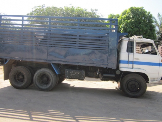 10 ล้อ ดัมพ์ JCM