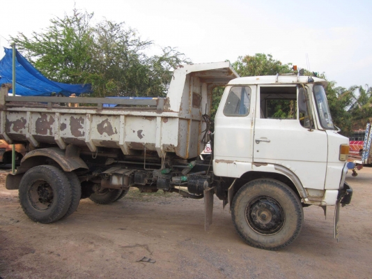 เคอาร์ 300.   ดั๊มพร้อมใช้งาน