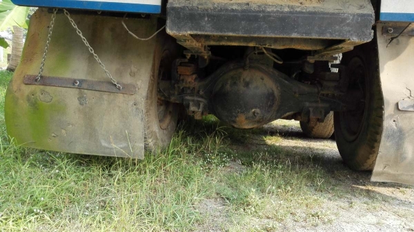 สิบล้อมือสอง/ Isuzu 195 แรง คัสซี 200 สวยทั้งเส้น ยางอ่อนนิดหน่อย