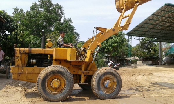 โคมัดสุ JH30 -B เครื่องดี เดิม ๆเกียร์ท็อกใช้งานเร็ว ต่อแขนแล้ว