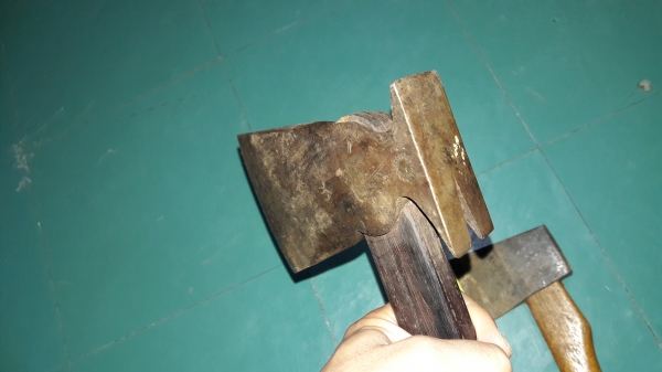 ขายขวานงานเก่าไทย1ชุด 3ขนาด ขายขวานงานเก่าไทย1ชุด 3ขนาด