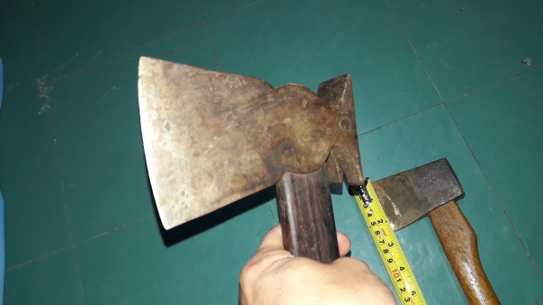 ขายขวานงานเก่าไทย1ชุด 3ขนาด ขายขวานงานเก่าไทย1ชุด 3ขนาด