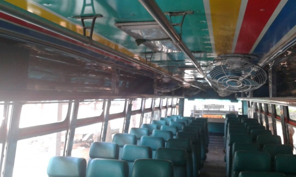 ขายรถบัสพัดลม BENZ 210 แรงม้า ยาว 12 เมตร เครื่องหน้า 64 ที่นั่ง เครื่องเสียงพร้อม ราคา 400000 ขายรถบัสพัดลม BENZ 210 แรงม้า ยาว 12 เมตร เครื่องหน้า 64 ที่นั่ง เครื่องเสียงพร้อม ราคา 400000