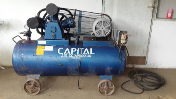 ขายปั๊มลม 300 ลิตร 5 HP 380V.มือสองสภาพสวย