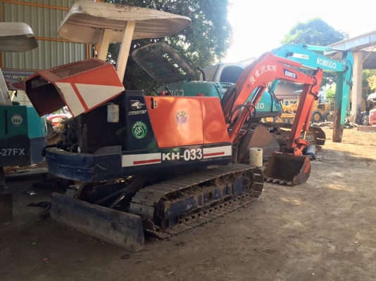 ขายรถแบคโฮ KUBOTA KH-033 เก่านอกพร้อมใช้งาน พร้อมทำสีเก็บรายละเอียดเช็คระบบ มีเอกสารอินวอย