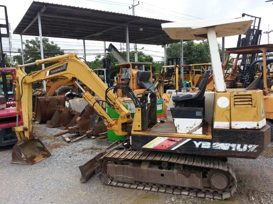 ขาย รถขุด ยันม่าร์ YB 251 UZ (เทียบเท่า PC 20) เก่าญี่ปุ่น ราคาถูก 090-986-2521