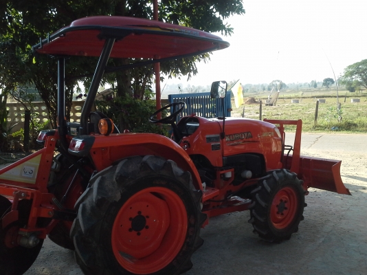 ขาย 275,000  คูโบต้า L3608 รถเก็บงานใหม่ พร้อมใช้ อุปกรณ์ ใบมีดดันหน้า ฝานพรวน 6 &times; 22 ใหม่