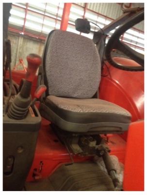 ขายรถแทรกเตอร์มืสอง