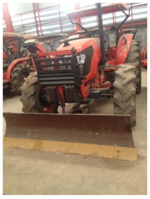 ขายรถแทรกเตอร์มืสอง