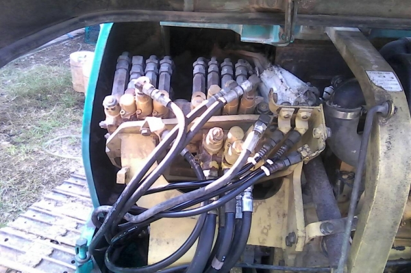 ขายแม็คโค โคมัสสุpc40 รุ่น7 มีเก๋งพร้อมไลน์หัวเจอะ โซ่ใหม่ รถพร้อมทำงาน 560,000บาท