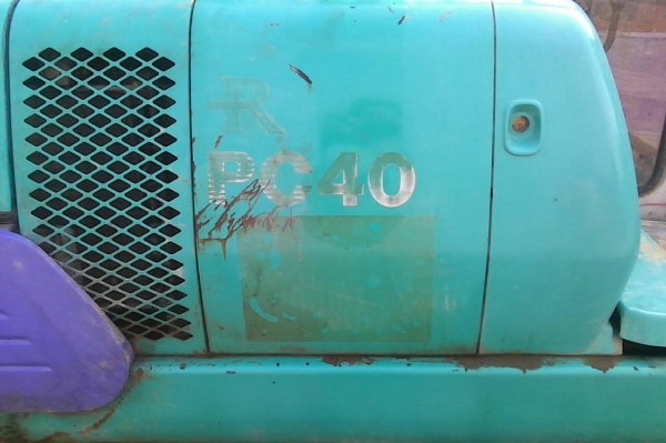 ขายแม็คโค โคมัสสุpc40 รุ่น7 มีเก๋งพร้อมไลน์หัวเจอะ โซ่ใหม่ รถพร้อมทำงาน 560,000บาท