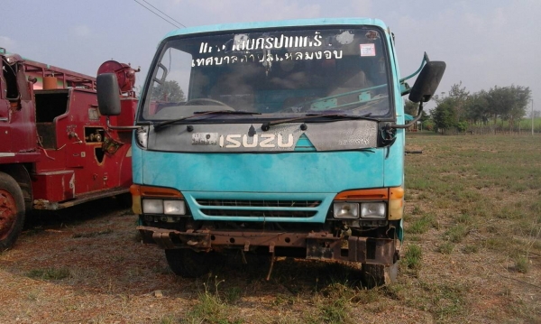 ฝากขายหกล้อ