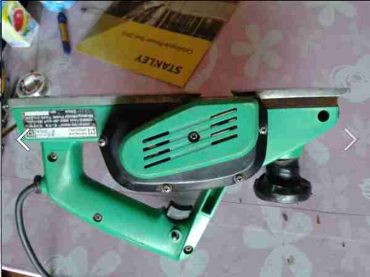 กบไฟฟ้าฮิตาชิ