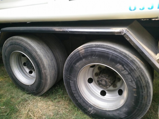 ขายด่วน รถบรรทุกน้ำมัน HINO 2K สมอเงินแท้ ปี2544