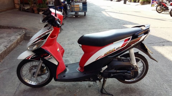 Mioปี 56 สีแดง ขาว รถสวยมาก เครื่องเดิม แน่นๆ มีเล่ม เอกสารครบ ไม่ผิดหวังแน่นอน โทร. 02-9165022,099-0812001