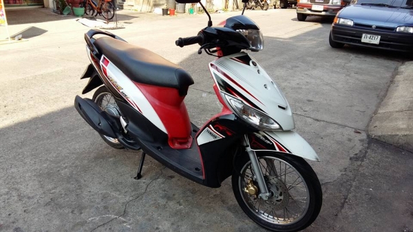 Mioปี 56 สีแดง ขาว รถสวยมาก เครื่องเดิม แน่นๆ มีเล่ม เอกสารครบ ไม่ผิดหวังแน่นอน โทร. 02-9165022,099-0812001