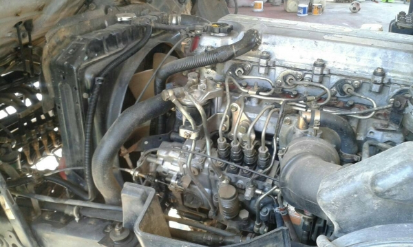 รถบรรทุก 6 ล้อ HINO ติดเครน ปีจดทะเบียน 2540 140 แรงม้า