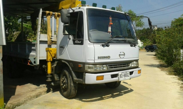 รถบรรทุก 6 ล้อ HINO ติดเครน ปีจดทะเบียน 2540 140 แรงม้า