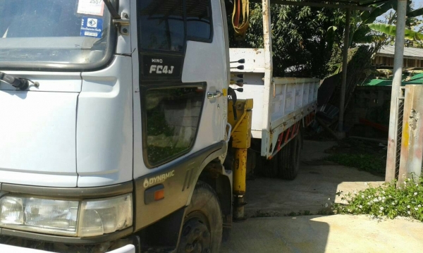 รถบรรทุก 6 ล้อ HINO ติดเครน ปีจดทะเบียน 2540 140 แรงม้า