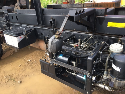 รถอีซูซุ 6 ล้อดั้ม FRR 210 แรงม้า  ปี 56.  ( รถวิ่ง 8x,xxx กม. )     สนใจติดต่อ  081 - 6079515