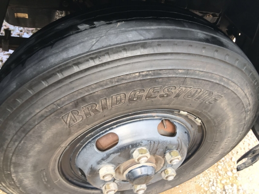 รถอีซูซุ 6 ล้อดั้ม FRR 210 แรงม้า  ปี 56.  ( รถวิ่ง 8x,xxx กม. )     สนใจติดต่อ  081 - 6079515