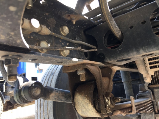 รถอีซูซุ 6 ล้อดั้ม FRR 210 แรงม้า  ปี 56.  ( รถวิ่ง 8x,xxx กม. )     สนใจติดต่อ  081 - 6079515