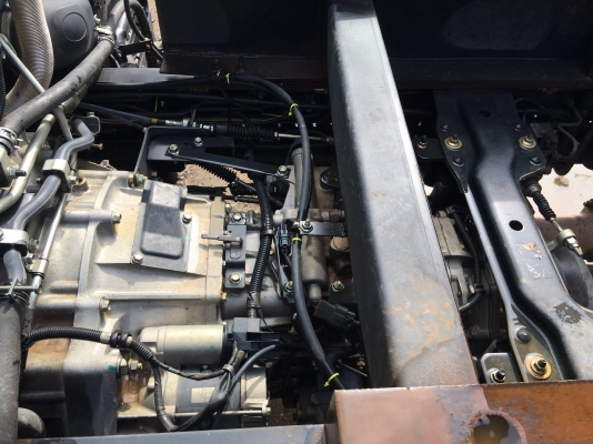 รถอีซูซุ 6 ล้อดั้ม FRR 210 แรงม้า  ปี 56.  ( รถวิ่ง 8x,xxx กม. )     สนใจติดต่อ  081 - 6079515