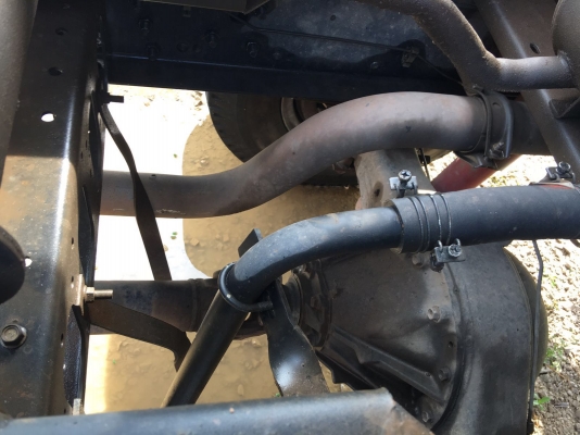 รถอีซูซุ 6 ล้อดั้ม FRR 210 แรงม้า  ปี 56.  ( รถวิ่ง 8x,xxx กม. )     สนใจติดต่อ  081 - 6079515