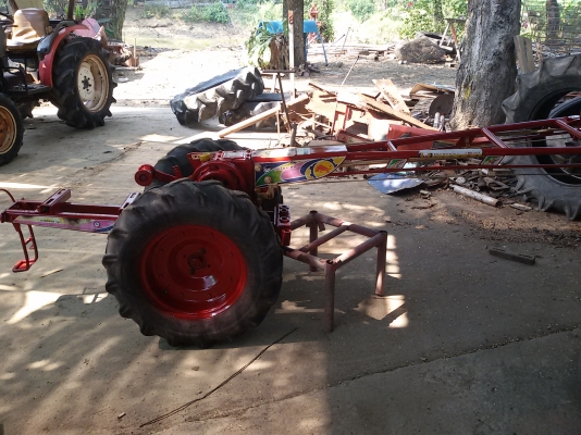 หาชื้อรถไถเดินตาม กระทิงแดง เชิณมาหาเราครับ ขายใน  ราคา16500บาท พร้อมล้ออยาง รถอยู่วังบัว คลองขลุง กำแพงเพชร    สนใจสอบุถามได้ที่081 3655997 อำพร  พาเจริญ  ราคาต่อรองได้อีกนะครับ