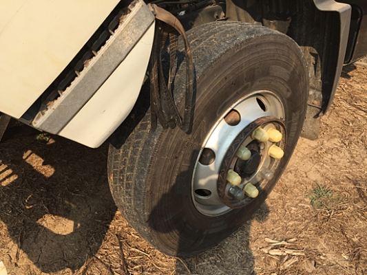 ขาย HINO MEGA FL1JNPA เครื่อง JO8C-TS 220 แรงม้า ปี 48 กระบะล่องสามมิตร ไม่ดั้ม ยาว 6.20 เมตร