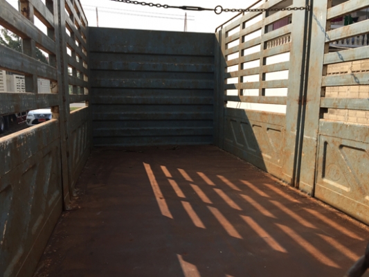 ขาย HINO MEGA FL1JNPA เครื่อง JO8C-TS 220 แรงม้า ปี 48 กระบะล่องสามมิตร ไม่ดั้ม ยาว 6.20 เมตร