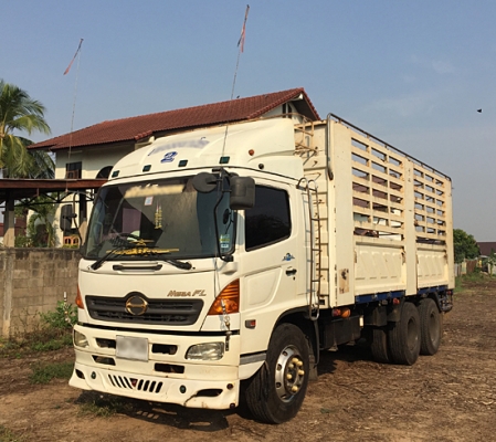 ขาย HINO MEGA FL1JNPA เครื่อง JO8C-TS 220 แรงม้า ปี 48 กระบะล่องสามมิตร ไม่ดั้ม ยาว 6.20 เมตร