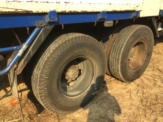 ขาย HINO MEGA FL1JNPA เครื่อง JO8C-TS 220 แรงม้า ปี 48 กระบะล่องสามมิตร ไม่ดั้ม ยาว 6.20 เมตร