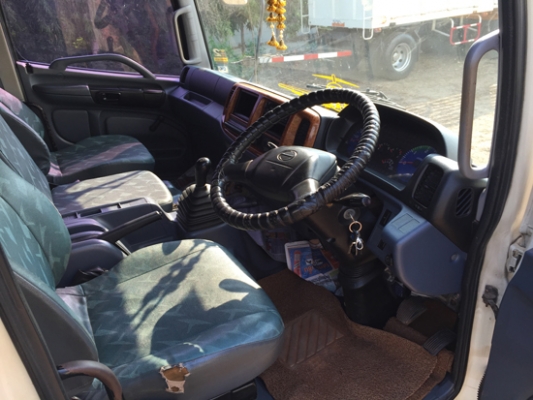 ขาย HINO MEGA FL1JNPA เครื่อง JO8C-TS 220 แรงม้า ปี 48 กระบะล่องสามมิตร ไม่ดั้ม ยาว 6.20 เมตร