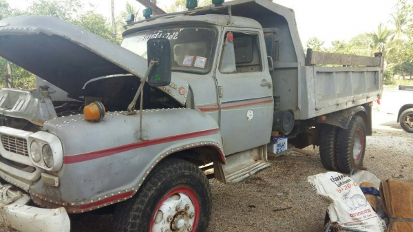 รถหัวยาว ดั้ม isuzu เครื่อง6BB 145 พวงมาลัยเพาเวอร์สโลกลางอินเตอร์ ช่วงล่างร็อค ภาษีไม่ขาด เล่มทะเบียนชุดโอนครบ