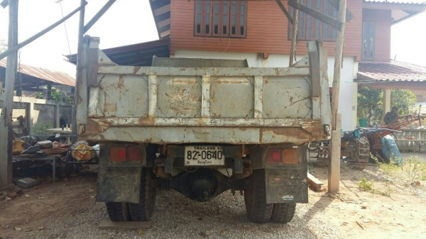 รถหัวยาว ดั้ม isuzu เครื่อง6BB 145 พวงมาลัยเพาเวอร์สโลกลางอินเตอร์ ช่วงล่างร็อค ภาษีไม่ขาด เล่มทะเบียนชุดโอนครบ