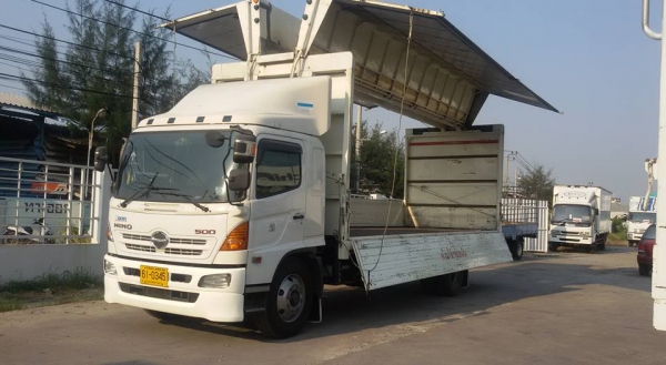 าคขายHINO FG8JPLA ซีรี่ 500 ปี 2556 ตู้ปีกนก เครื่อง 212 แรงม้า ยาว 7.50 ม. ยางเต็มทุกเส้น คัสซีสวย รา 1480000  โทร 0814825911 พิมพ์ใจ หรือ 0850097969 รุ่ง