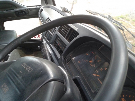 ขายรถบรรทุก 10 ล้อหัวลาก ISUZU DECA 270 แรงม้าปี 2539 ใส่หัว 320 ลงเล่มแล้ว ราคา 980000