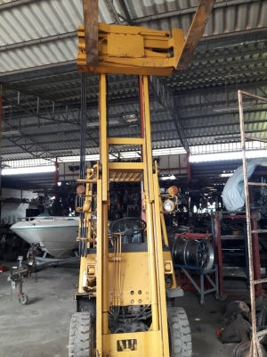 ด่วนขายถูกๆ รถโฟคลิฟ 2 ตัน ขยายงาได้ ซ้าย ขวา 4 เมตร ด่วนขายถูกๆ รถโฟคลิฟ 2 ตัน ขยายงาได้ ซ้าย ขวา 4 เมตร