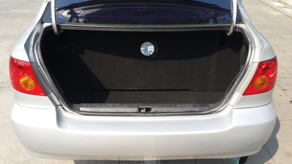 TOYOTA COROLLA, ALTIS 1.6 E  เครื่องเดิม สีเดิม ติดแก๊ชLPGหัวฉีดอย่างดี เรียบร้อย สีสวยบางเดิมทั้งคัน ภายในสวยเรียบร้อย ขายถูกๆๆ