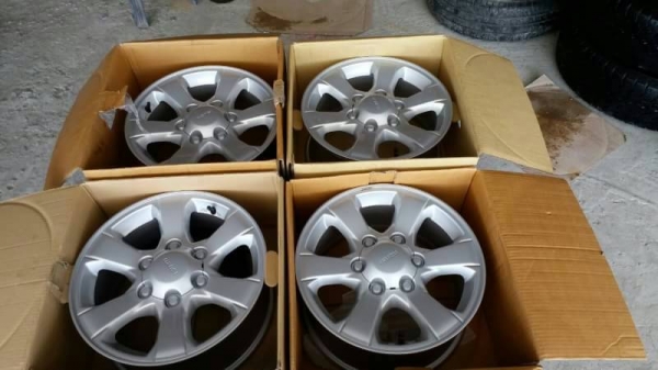 ล้อ isuzu  1.9 ddi ขอบ 16 ถอดป้ายแดง ชุดล่ะ 6500