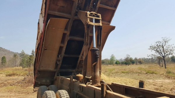 ขาย 10 ล้อดั้ม ไอ้หลง FN527M-A เครื่อง 6D16 195 แรงม้า เกียร์ 6 สปีด คัสซีสวยตลอดเส้น กระบะไม่ค่อยสวย ทะเบียนพร้อมโอนครับ ขาย 10 ล้อดั้ม ไอ้หลง FN527M-A เครื่อง 6D16 195 แรงม้า เกียร์ 6 สปีด คัสซีสวยตลอดเส้น กระบะไม่ค่อยสวย ทะเบียนพร้อมโอนครับ