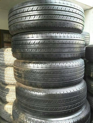 ยาง bridgestone 215 65 16 ปี 15 ถอดป้ายแดง ชุดล่ะ 8000