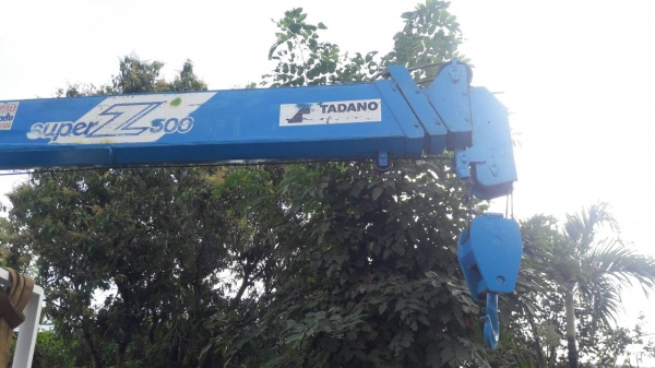 ขายเครน5ตัน4ปอกtadano สภาพดีครับ
