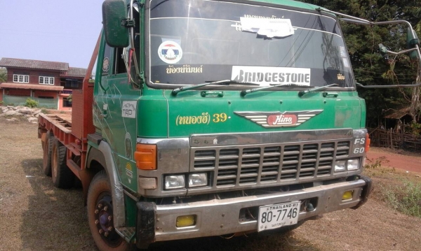 ด่วนๆลดสุดขายถูก รถบรรทุกรถแบดโฮ บรรทุก CAT 320 อยู่ทะเบียนไม่ขาดชุดโอนพร้อมหางเหล็ก H บีม