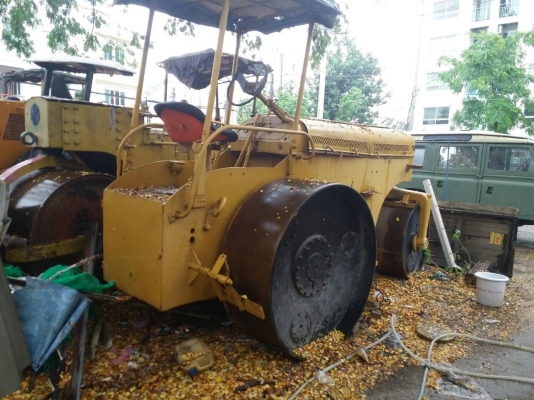 ขายรถบด SAKAI KD8 8 ตัน 3 ล้อเหล็ก เอกสารเล่มทะเบียน ราคา 250000