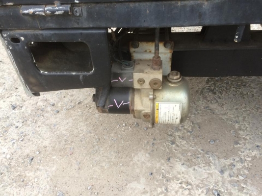 ขายพ่วงลิฟ ท้ายครับ.